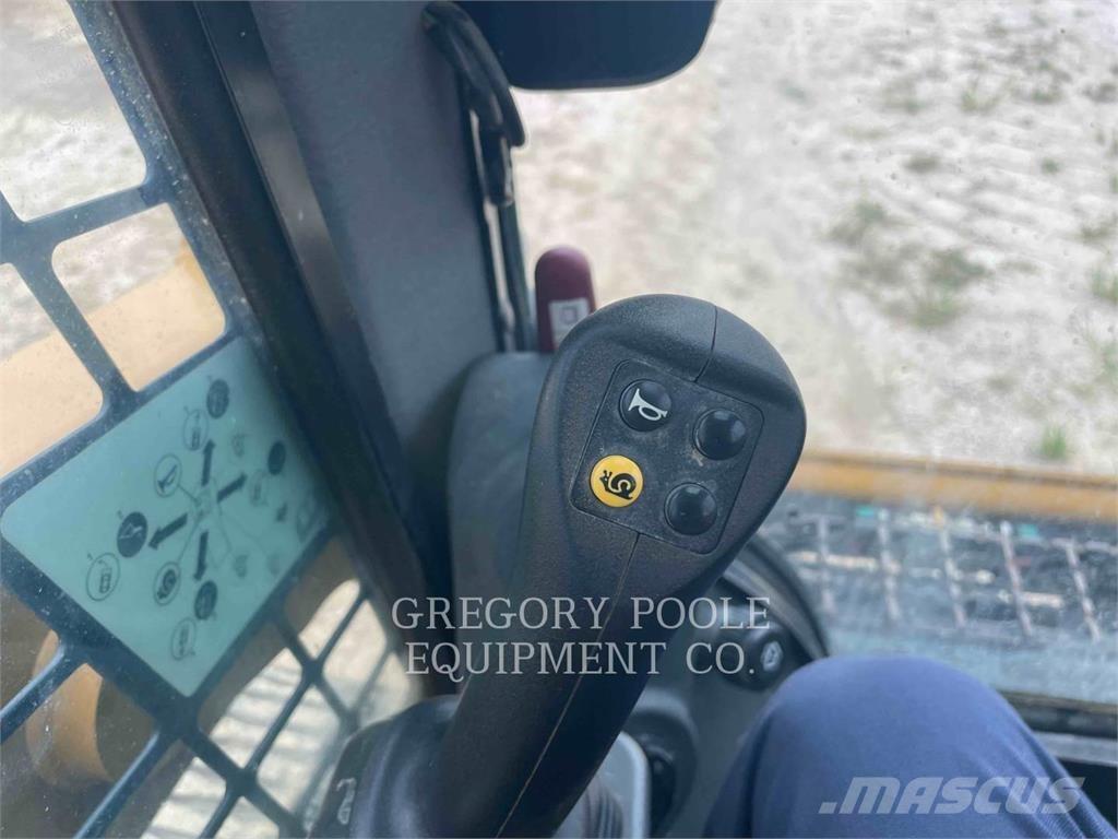 CAT 259D3 Гусеничные фронтальные погрузчики