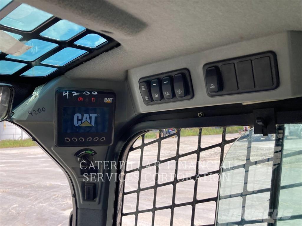 CAT 259D3 Гусеничные фронтальные погрузчики