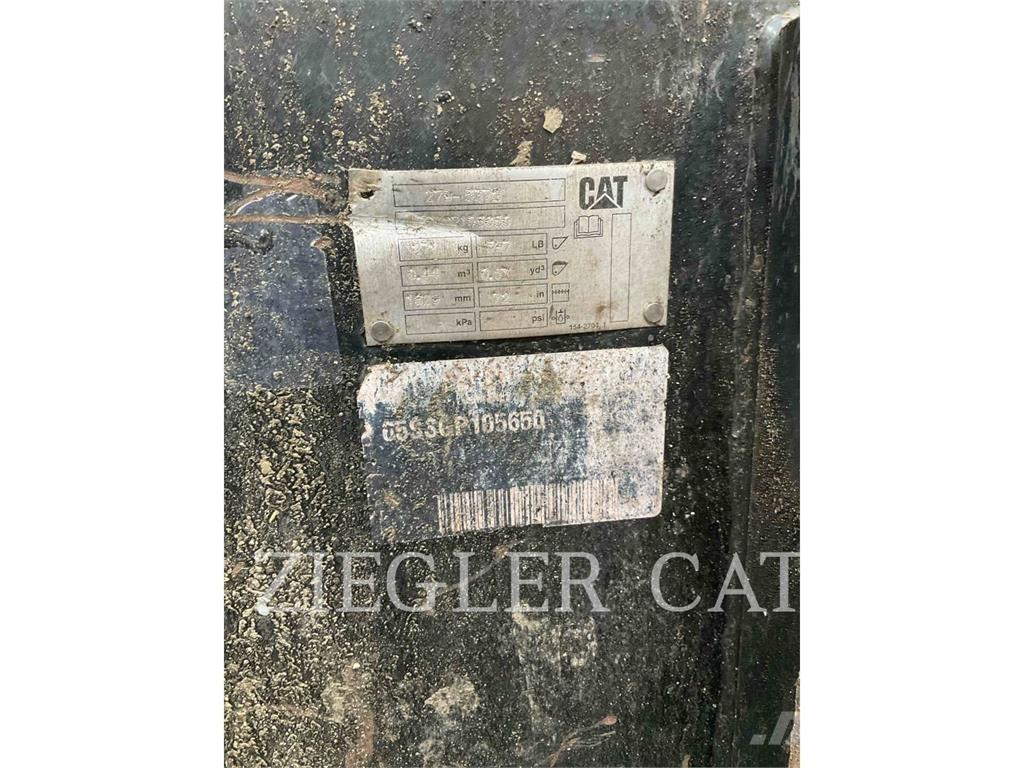 CAT 259D3 Гусеничные фронтальные погрузчики