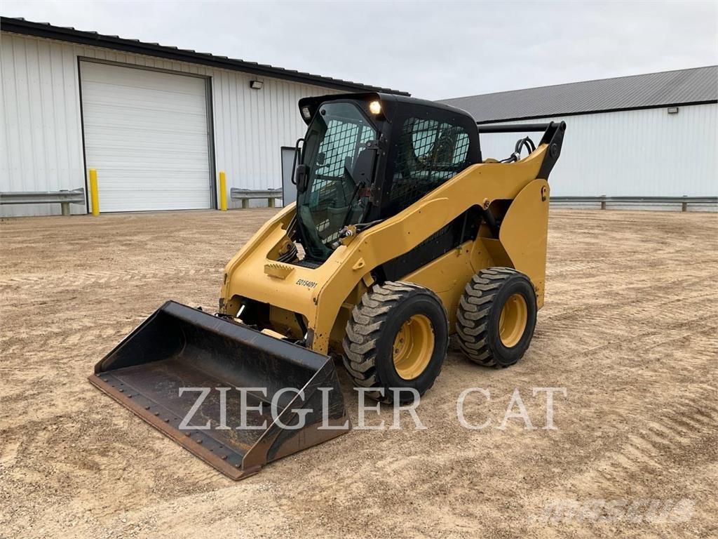 CAT 262C Мини-погрузчики