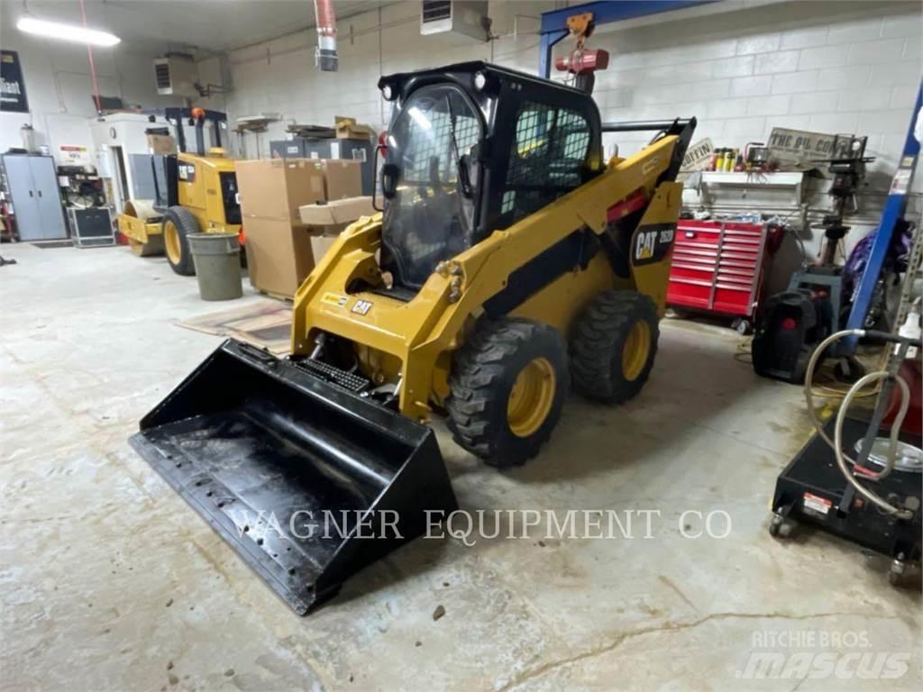 CAT 262D Мини-погрузчики