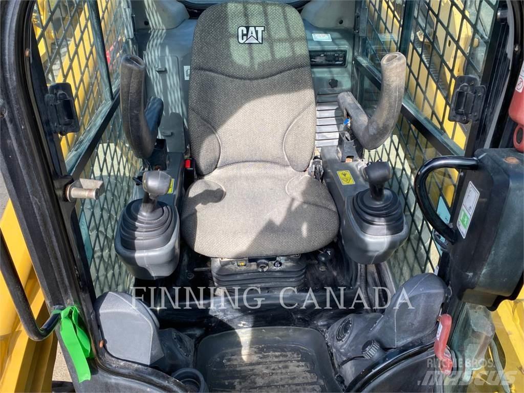 CAT 262D Мини-погрузчики