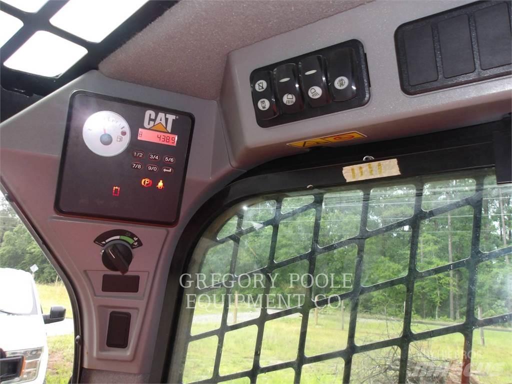 CAT 262D Мини-погрузчики