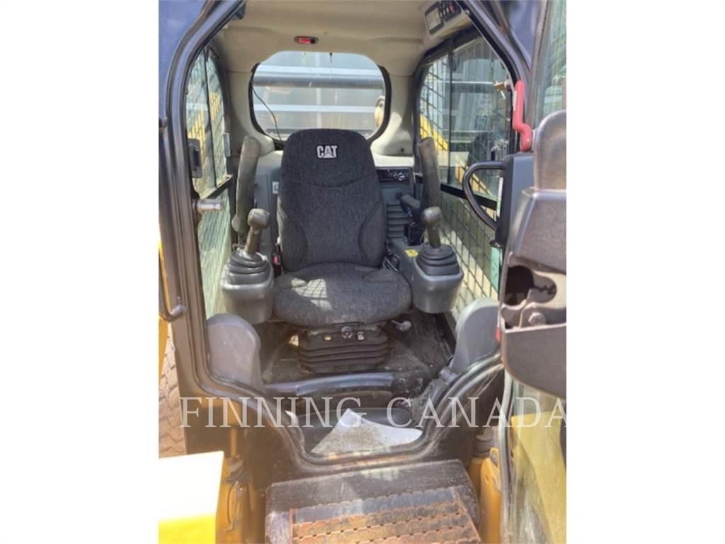 CAT 262D Мини-погрузчики