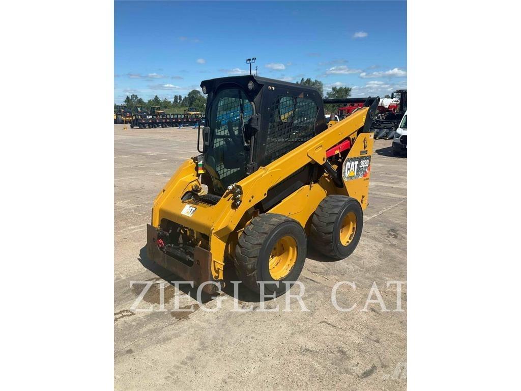 CAT 262D Мини-погрузчики