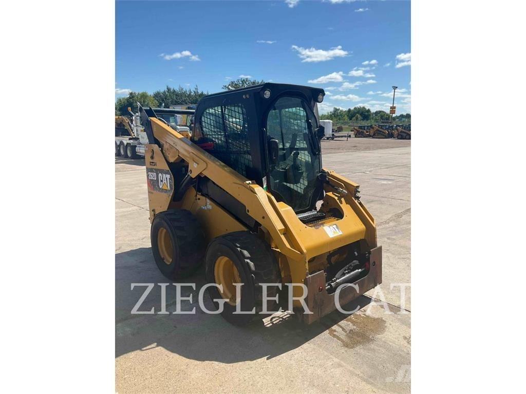CAT 262D Мини-погрузчики
