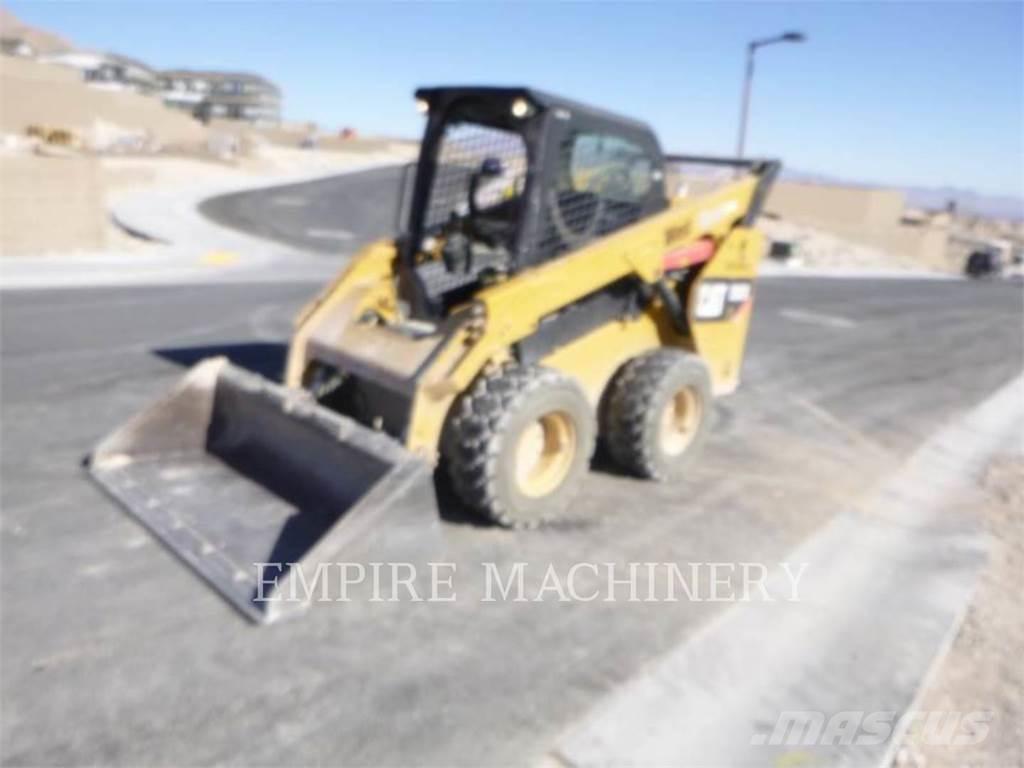 CAT 262D Мини-погрузчики