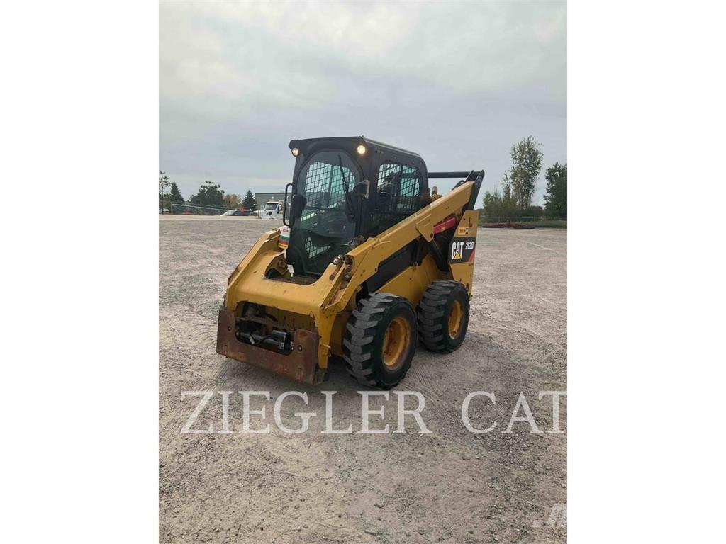 CAT 262D Мини-погрузчики
