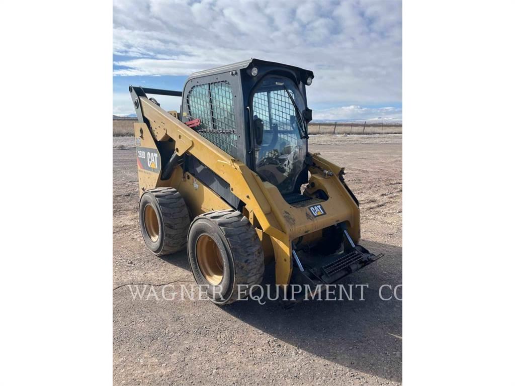 CAT 262D HF Мини-погрузчики