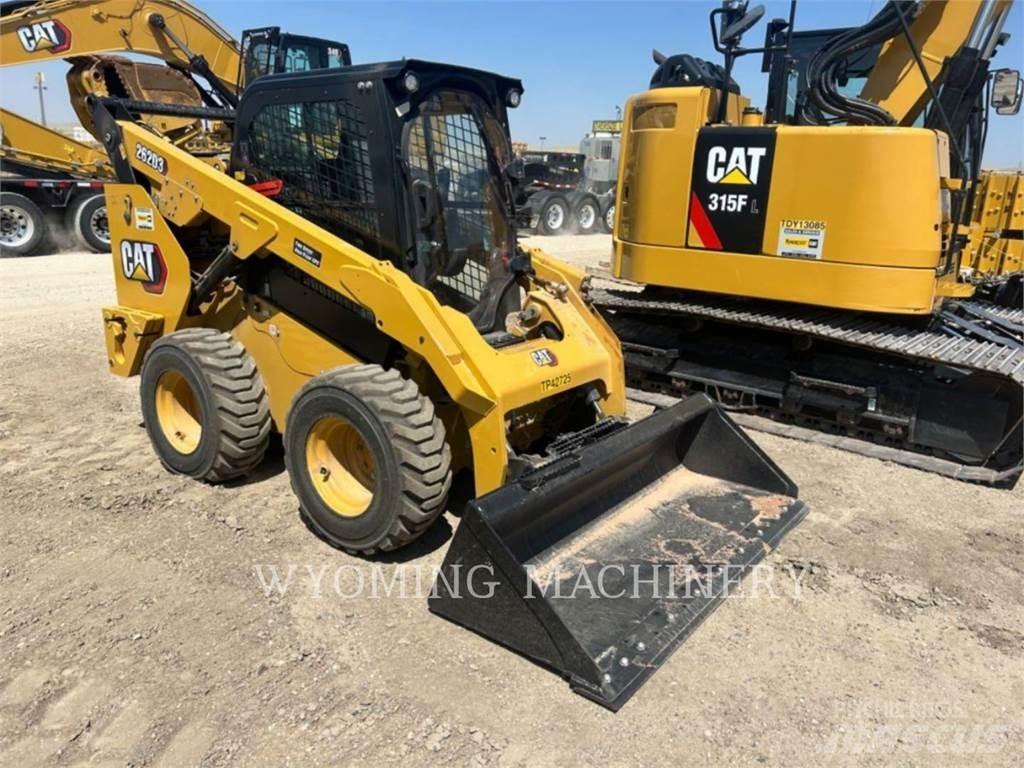 CAT 262D3 Мини-погрузчики