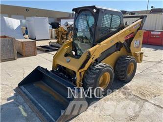 CAT 262D3 Мини-погрузчики