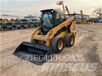 CAT 262D3 Мини-погрузчики