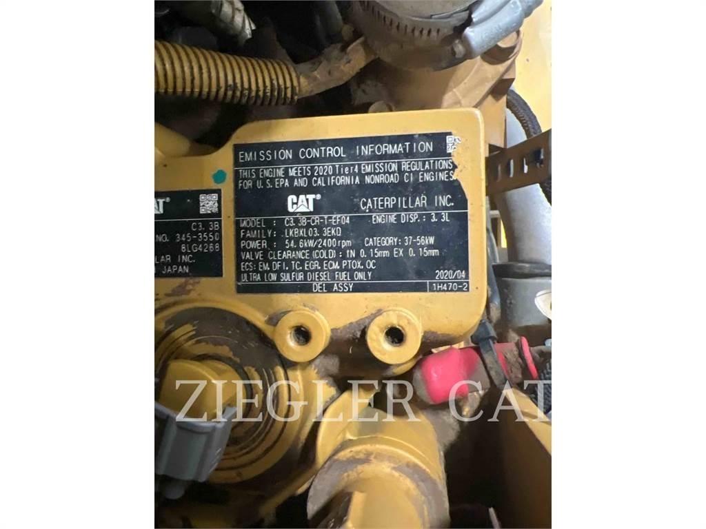 CAT 262D3 Мини-погрузчики