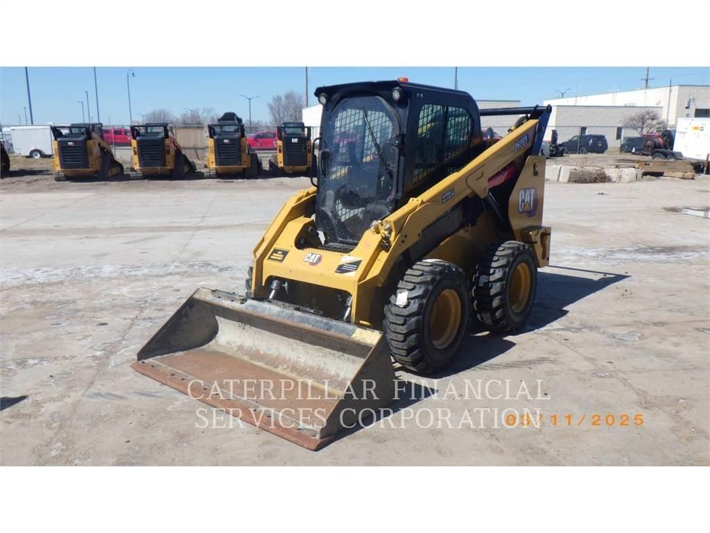 CAT 262D3 Мини-погрузчики