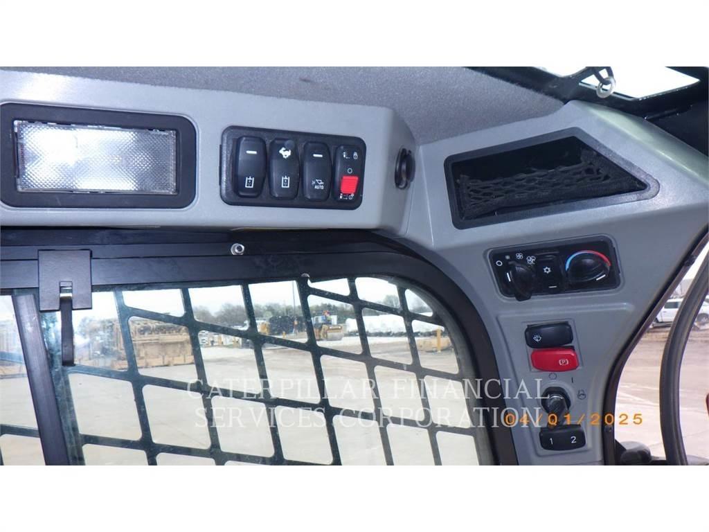 CAT 262D3 Мини-погрузчики