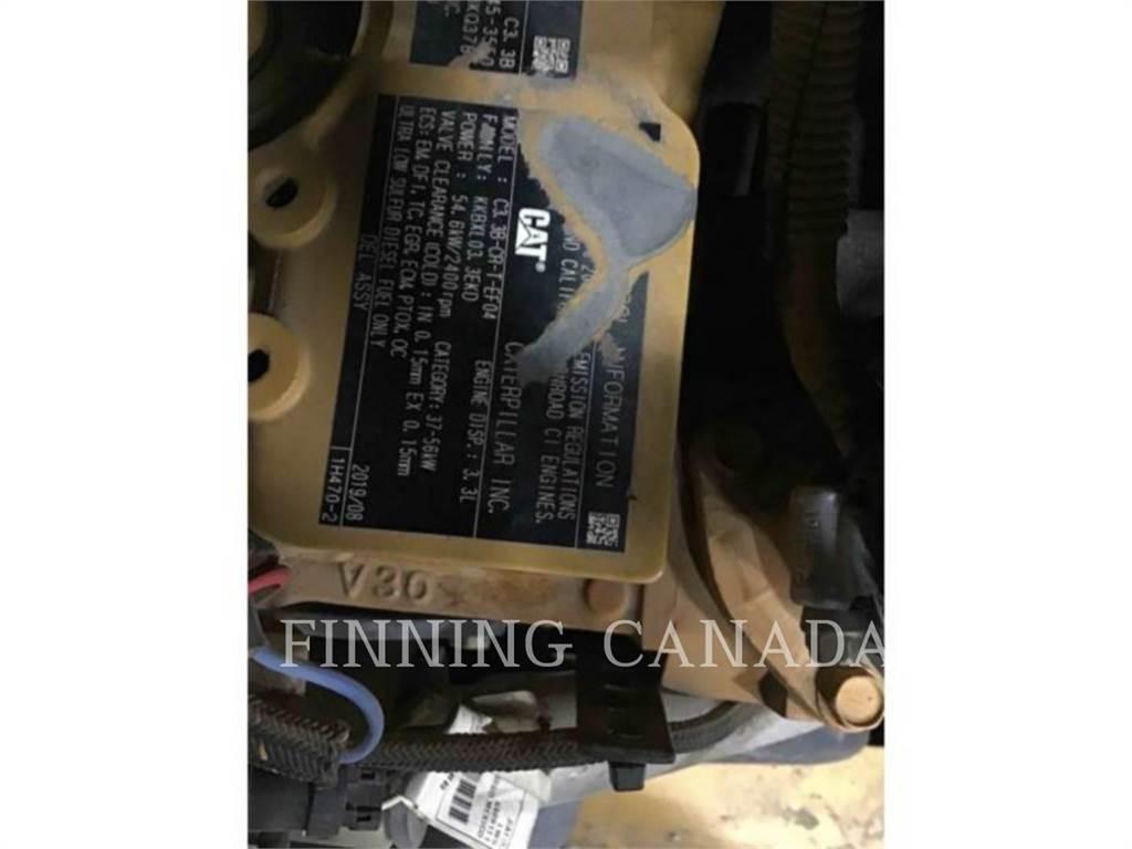 CAT 262D3 Мини-погрузчики