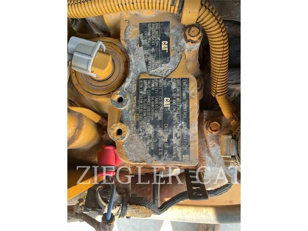 CAT 262D3 Мини-погрузчики
