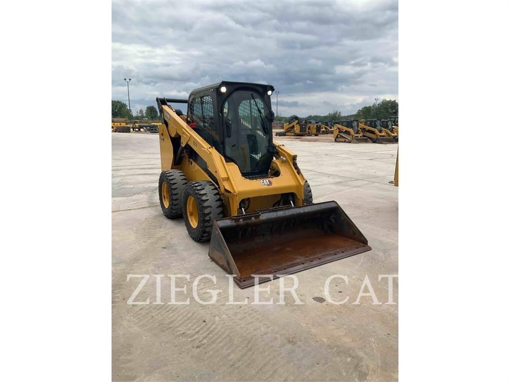 CAT 262D3 Мини-погрузчики