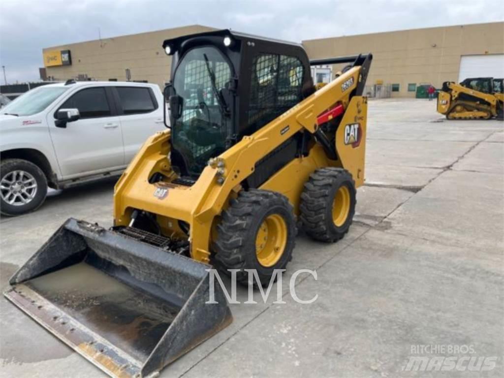 CAT 262D3 Мини-погрузчики