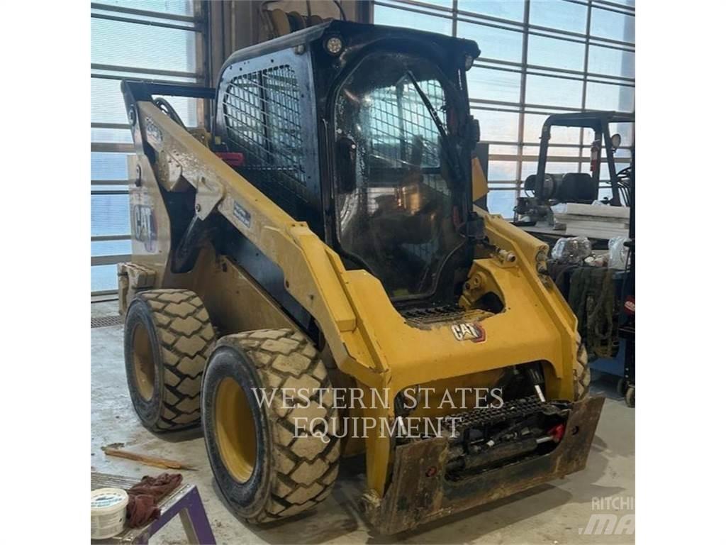 CAT 262D3 Мини-погрузчики