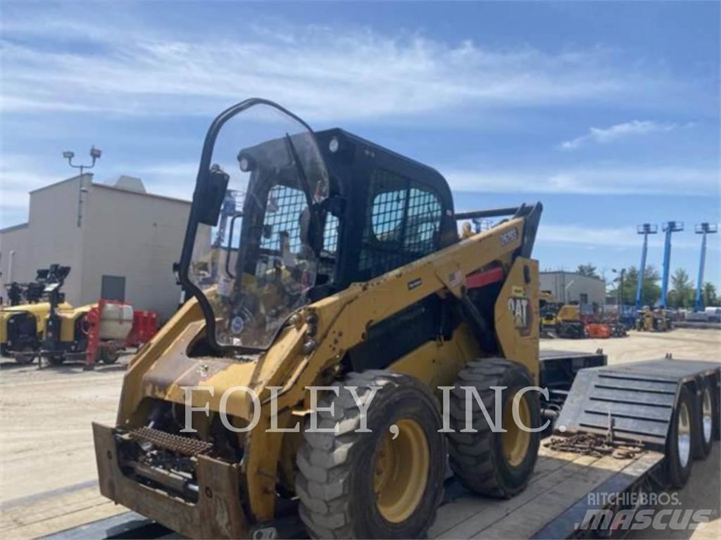 CAT 262D3 Мини-погрузчики