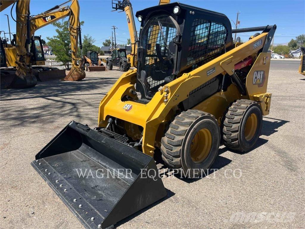 CAT 262D3 Мини-погрузчики
