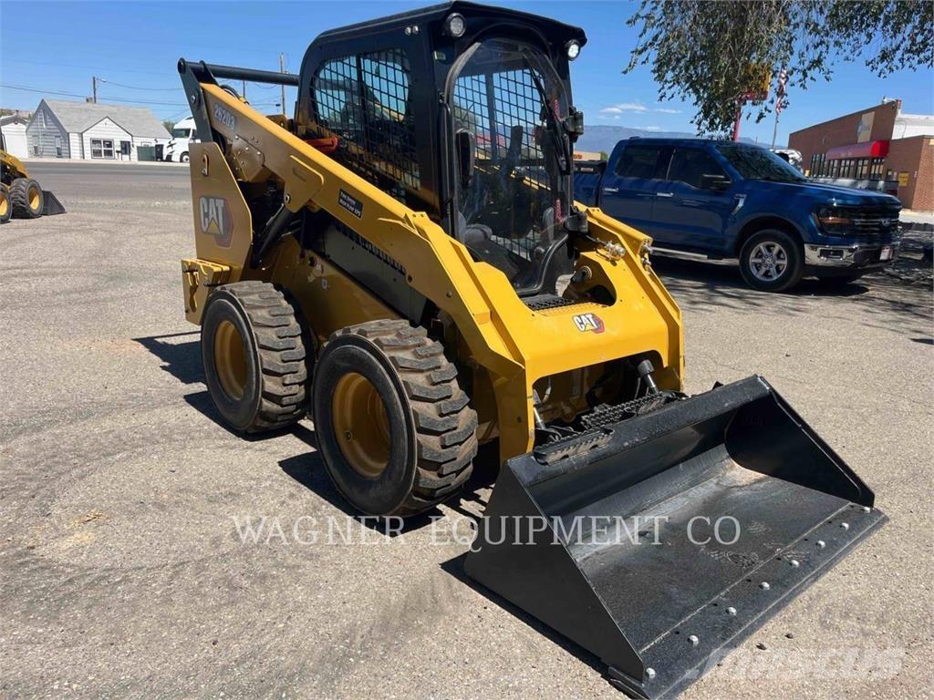 CAT 262D3 Мини-погрузчики