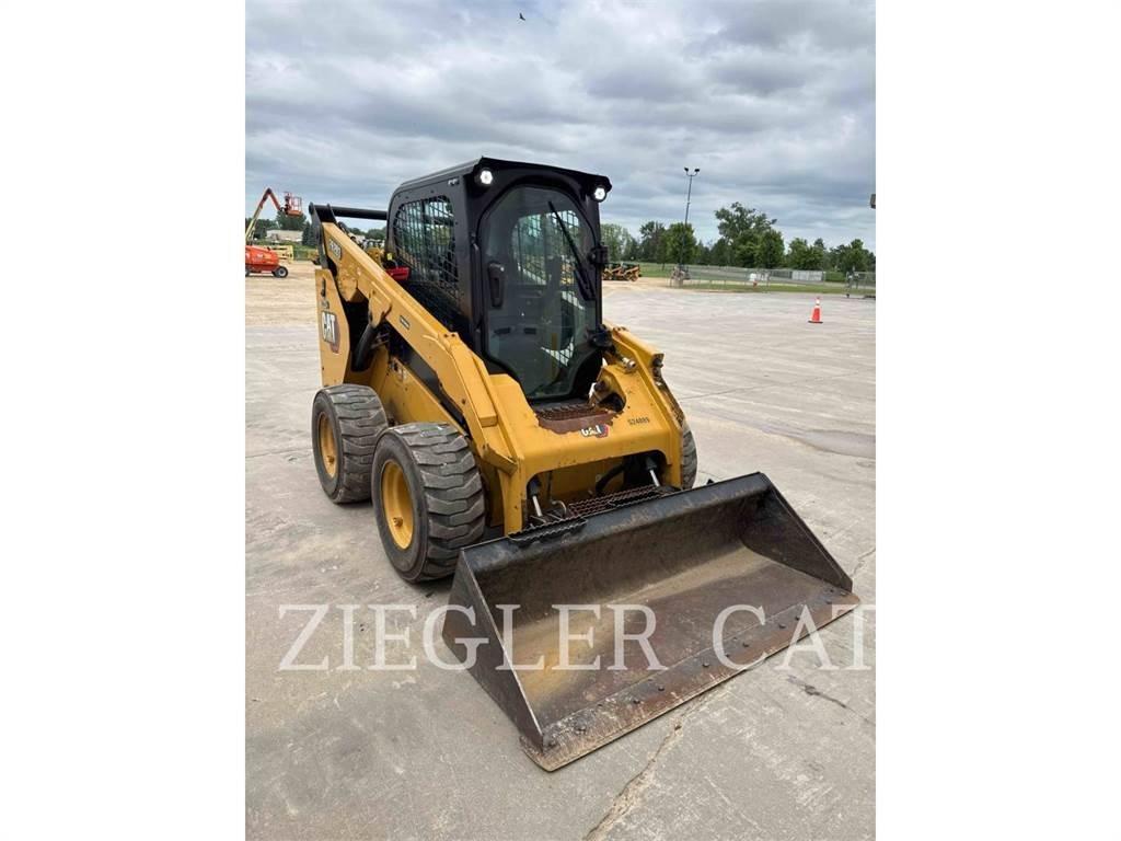 CAT 262D3 Мини-погрузчики