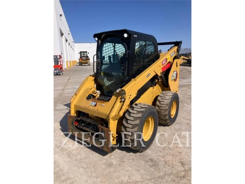 CAT 262D3 Мини-погрузчики