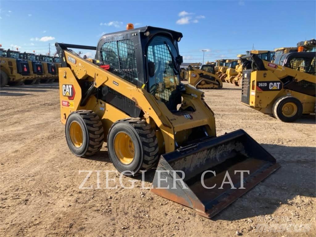 CAT 262D3 Мини-погрузчики