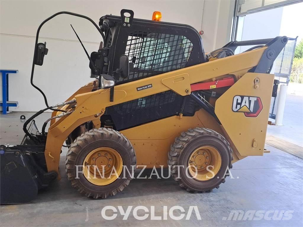 CAT 262D3 Мини-погрузчики