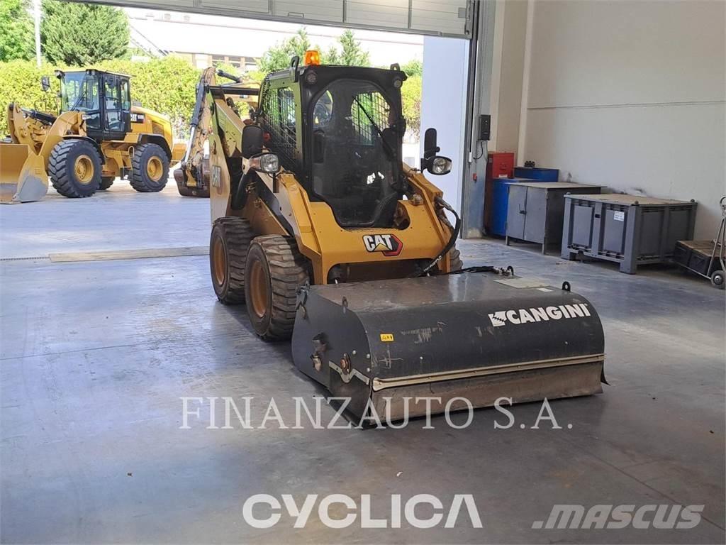 CAT 262D3 Мини-погрузчики