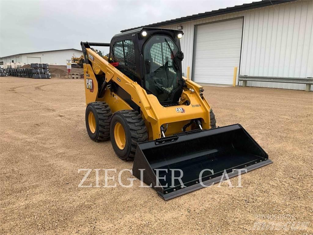 CAT 262D3 Мини-погрузчики