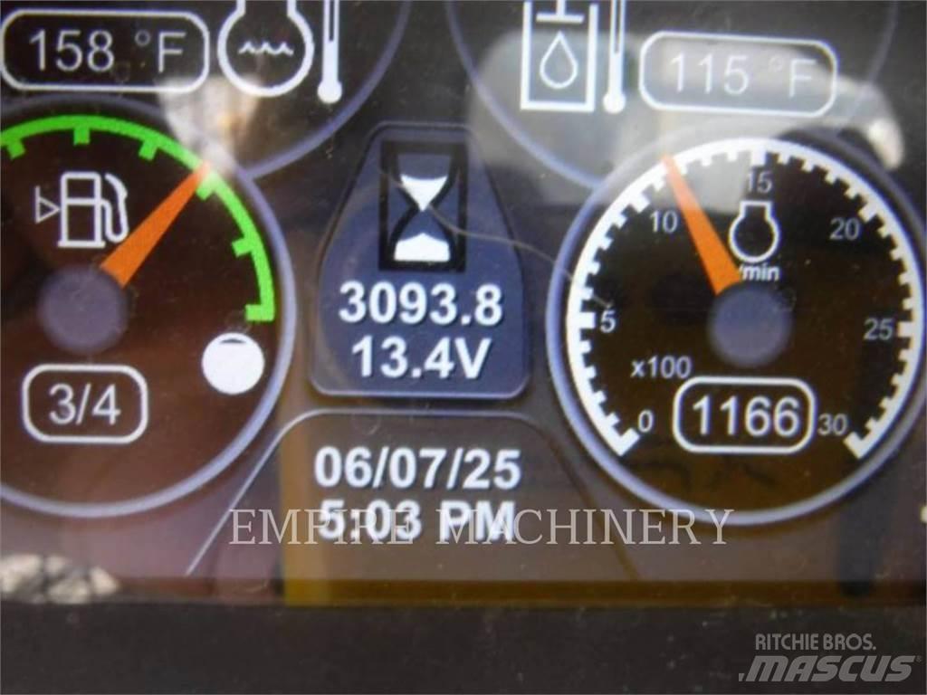 CAT 262D3 Мини-погрузчики