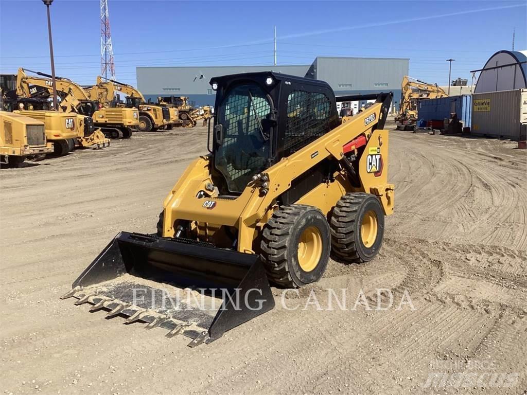 CAT 262D3 Мини-погрузчики