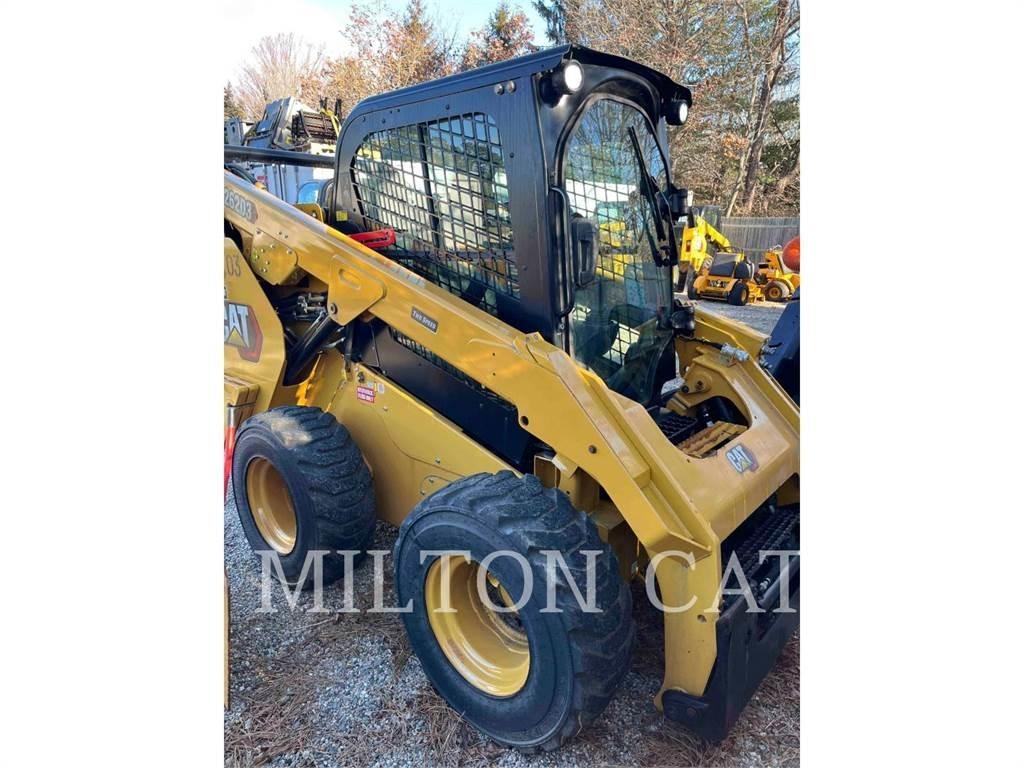 CAT 262D3 Мини-погрузчики