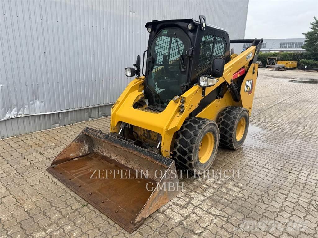 CAT 262D3 Мини-погрузчики