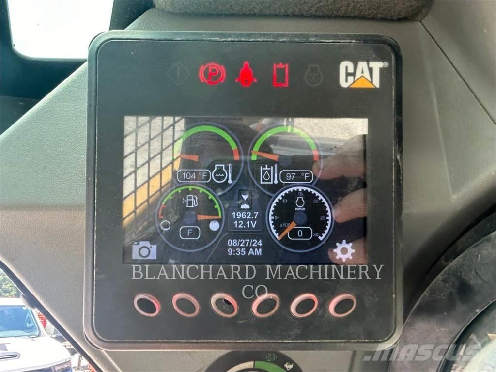 CAT 262D3 Мини-погрузчики