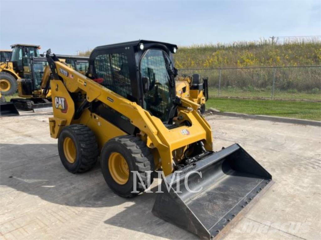 CAT 262D3 Мини-погрузчики
