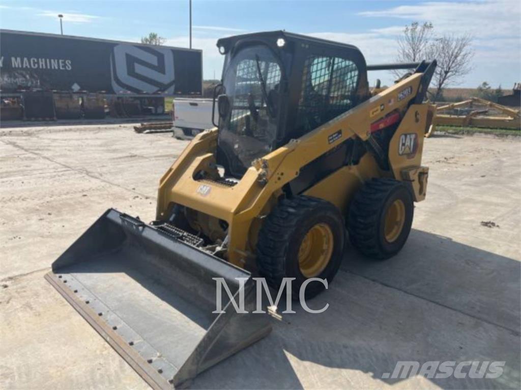 CAT 262D3 Мини-погрузчики