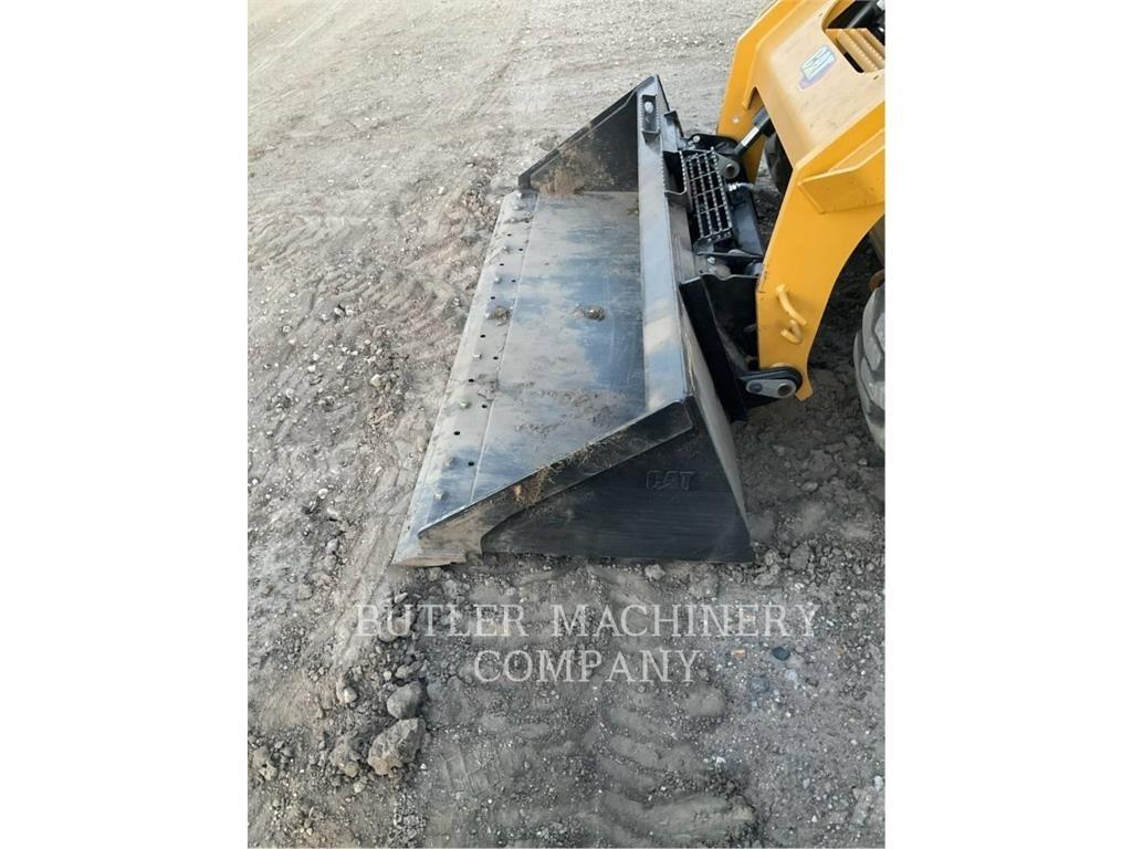 CAT 262D3 Мини-погрузчики