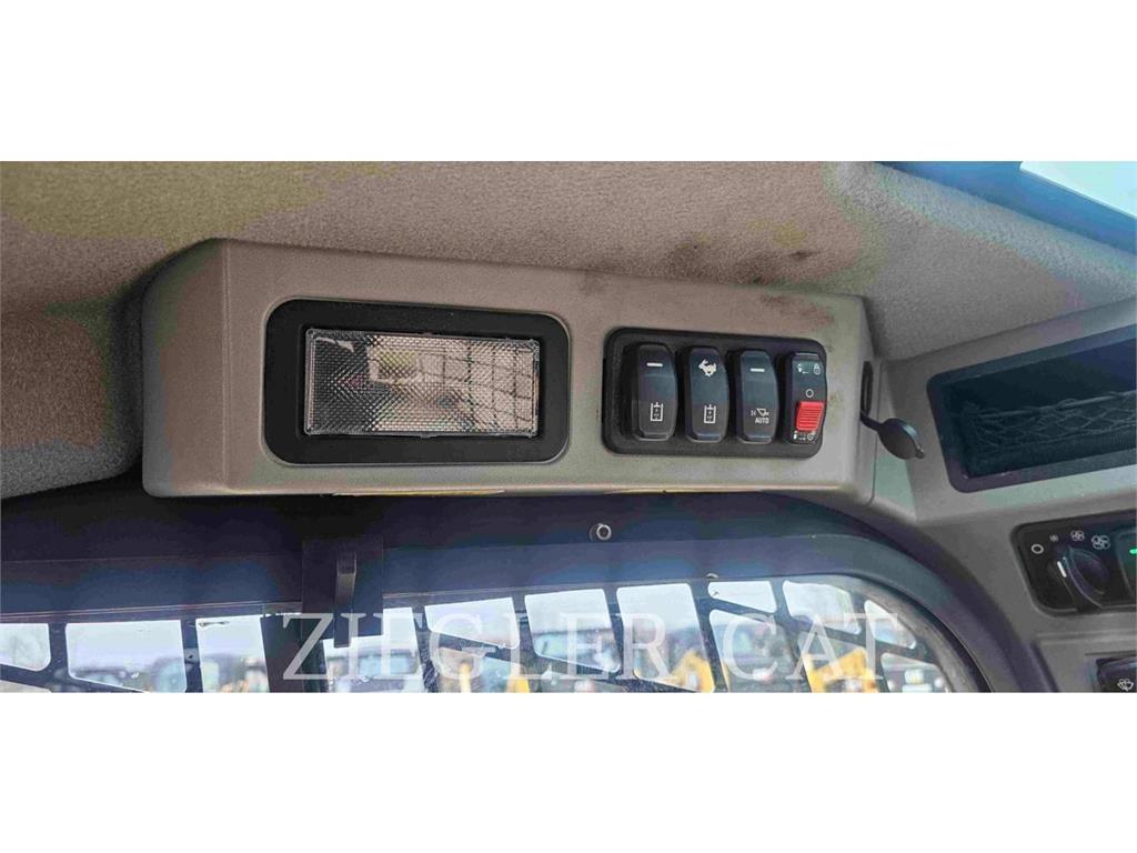 CAT 262D3 Мини-погрузчики