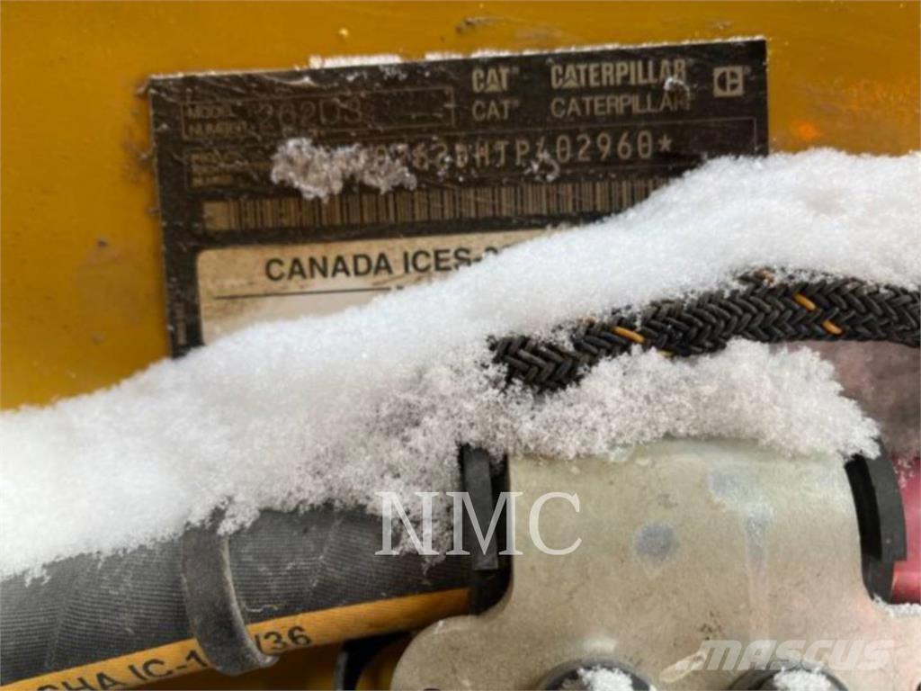 CAT 262D3 Мини-погрузчики