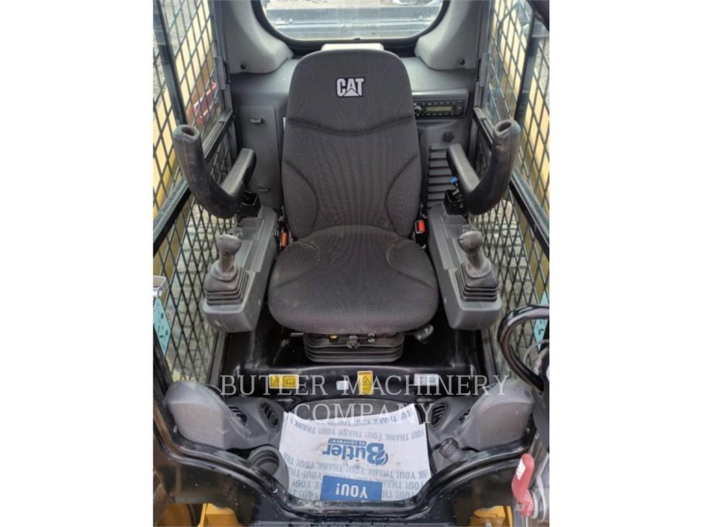 CAT 262D3 C3H3 Мини-погрузчики