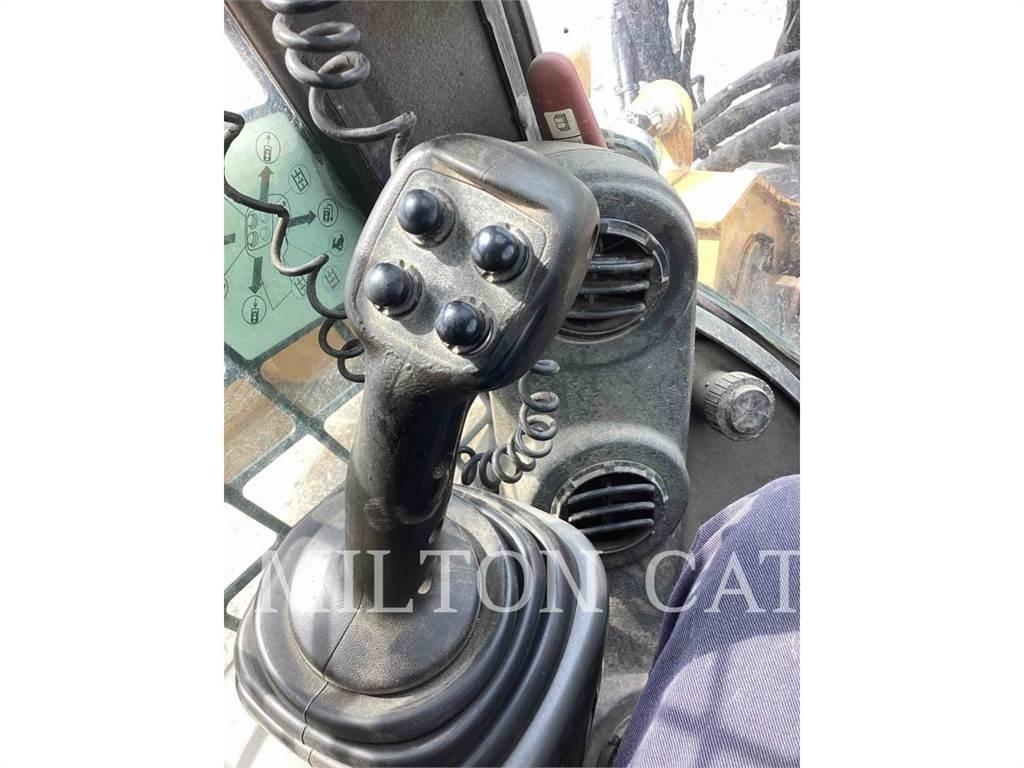 CAT 272D Мини-погрузчики