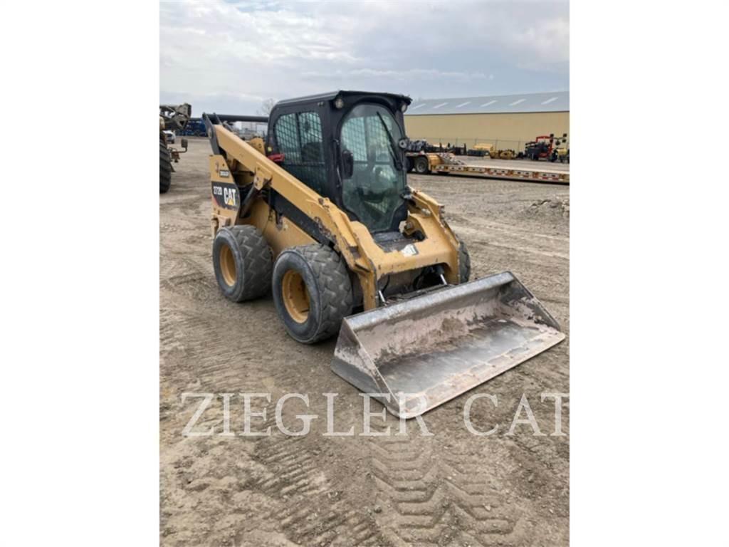 CAT 272D Мини-погрузчики