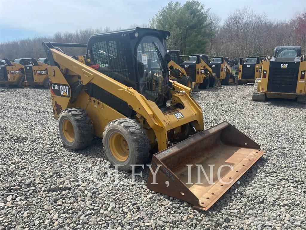 CAT 272D2 Мини-погрузчики