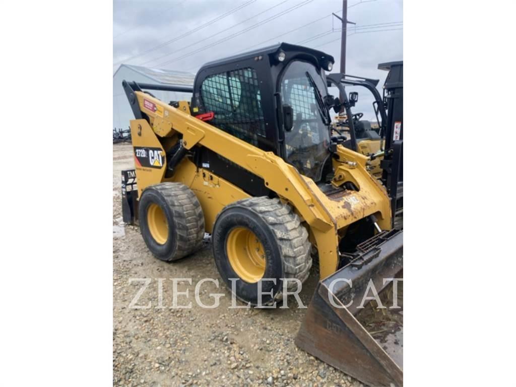 CAT 272D2 Мини-погрузчики