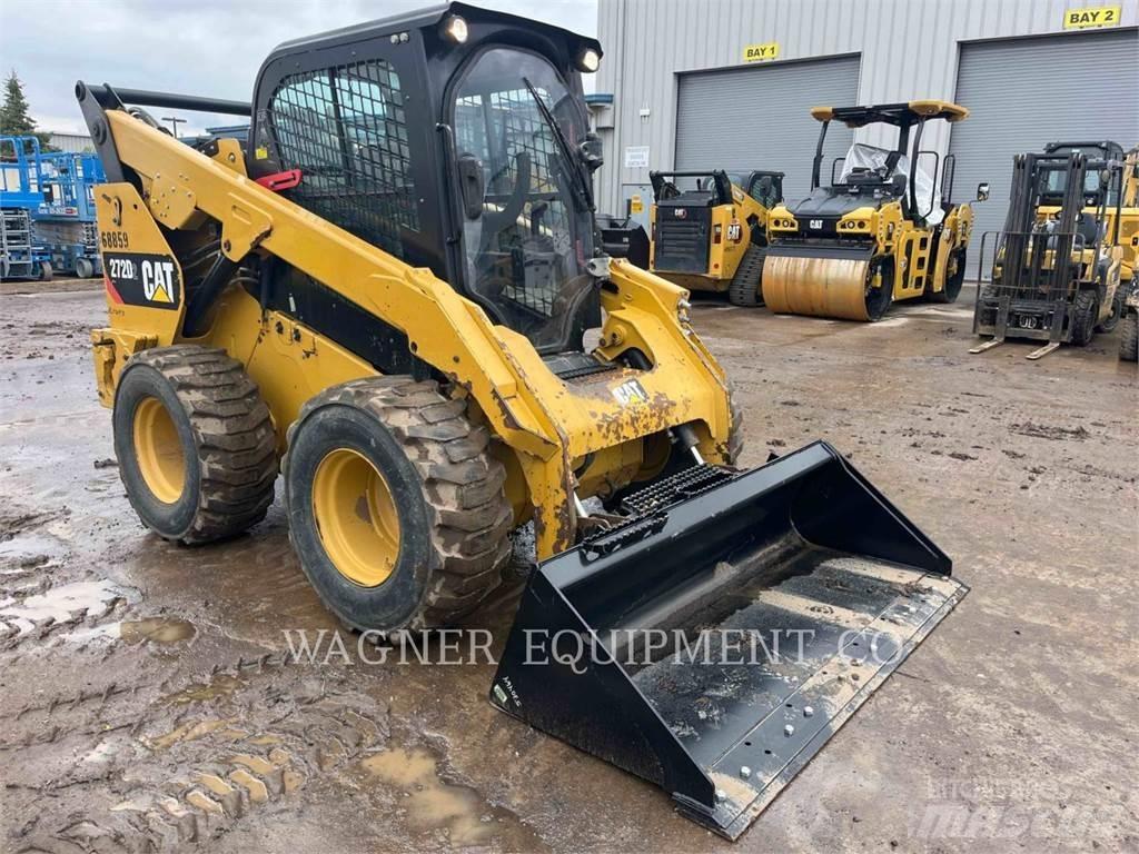 CAT 272D2 Мини-погрузчики
