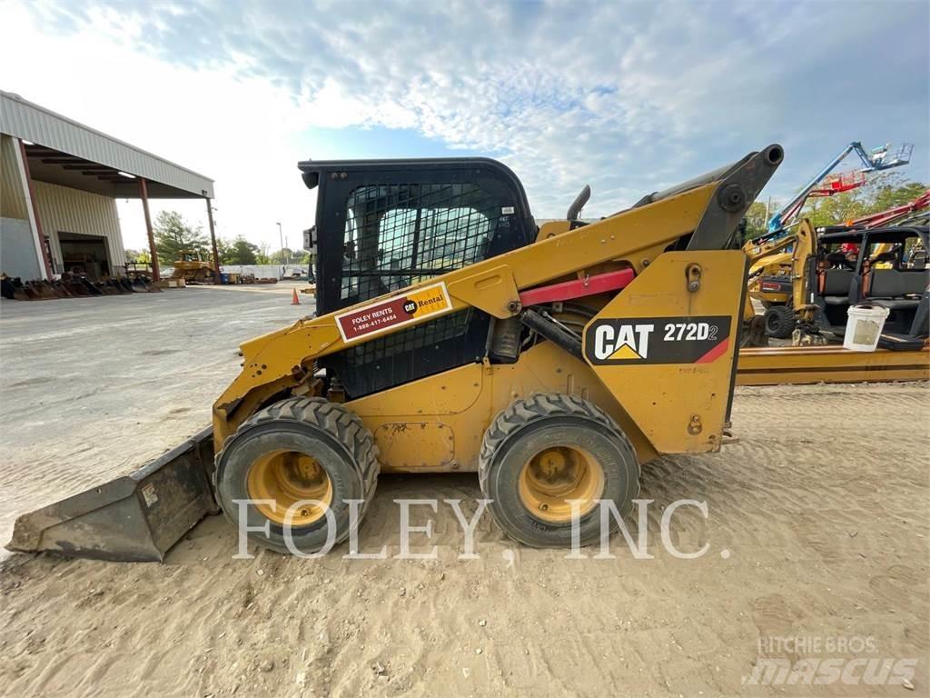 CAT 272D2 Мини-погрузчики